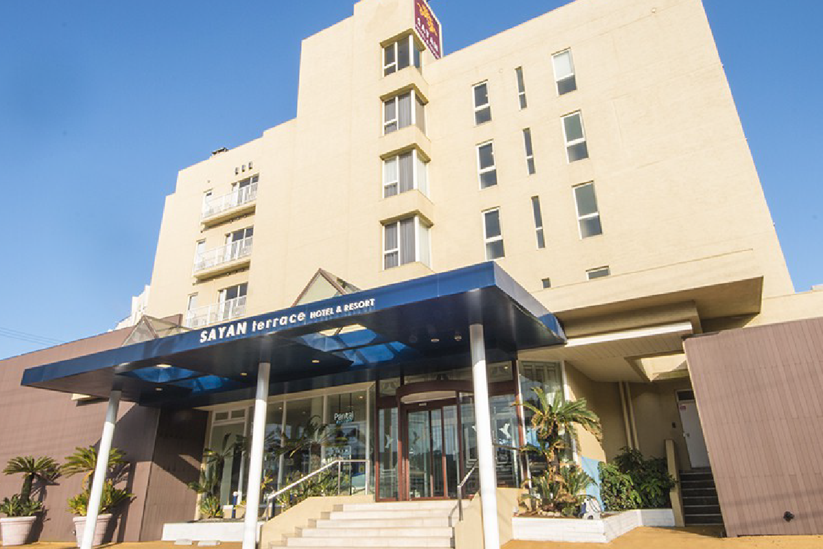 エントランス・フロント